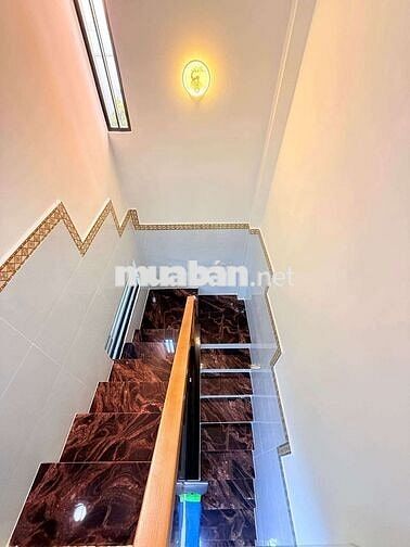 NHỈNH 4 TỶ , TÂN BÌNH ,GẦN 40m2 , 2 TẦNG, GẦN  MT CỘNG HÒA , P13