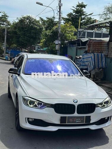 BMW 3 Series 2013 320i - 86000 km
