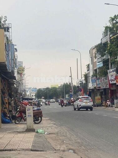 BÁN NHÀ MẶT TIỀN LẠC LONG QUÂN P.11 Q.TÂN BINH-GẦN NGÃ TƯ BẢY HIỀN.