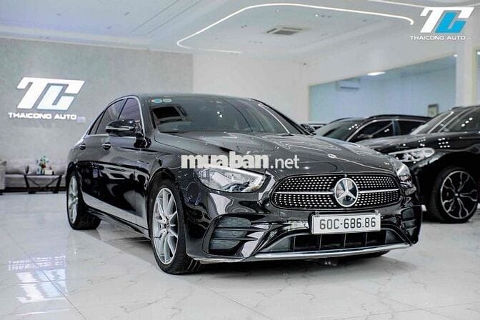 Mercedes E300 AMG sx2022 đen nt nâu đi 30k km