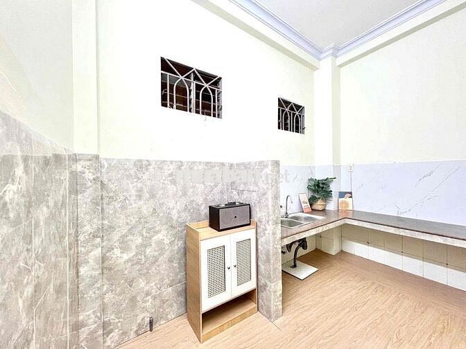 2 PHÒNG NGỦ GIÁ RẺ GẦN CÔNGVIÊN PHẦN MỀM QUANGTRUNG TIỆN VÀO TRUNG TÂM