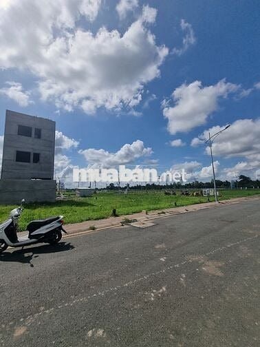 Nền thổ cư gần hồ cảnh quan Nam Long 2, Cái Răng