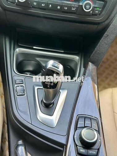 BMW 3 Series 2013 320i - 86000 km