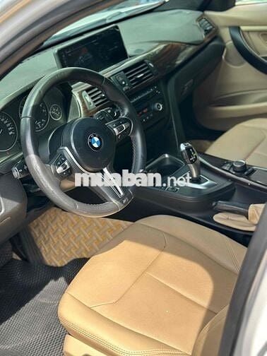 BMW 3 Series 2013 320i - 86000 km