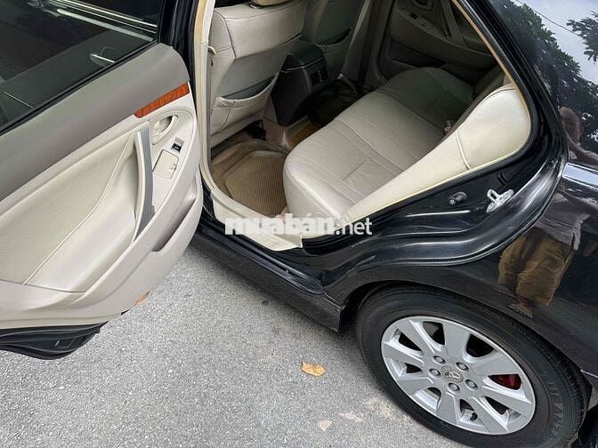 Lên đời bán 2007 Toyota Camry 2.4G còn rất tốt