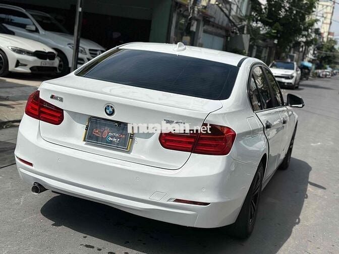 BMW 3 Series 2013 320i - 86000 km