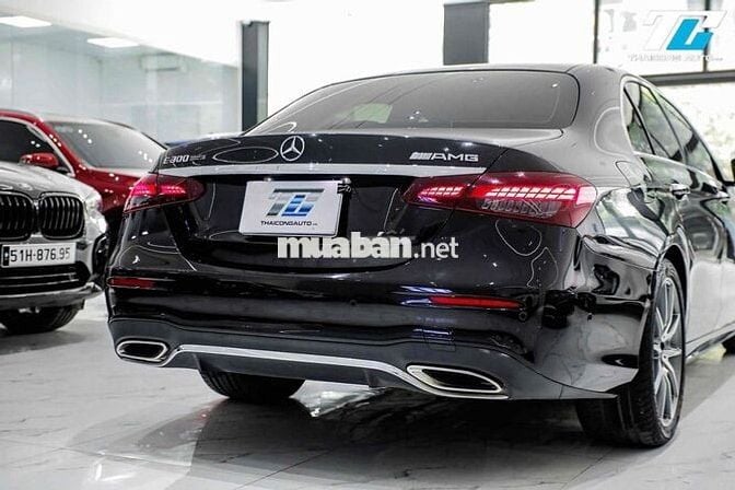 Mercedes E300 AMG sx2022 đen nt nâu đi 30k km