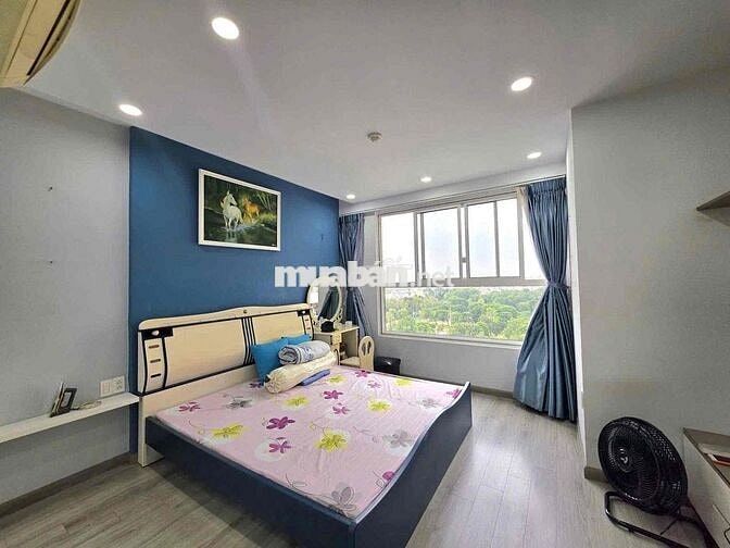 Căn hộ 3 phòng ngủ. chung cư Orchard Parkview. gần sân bay TSN