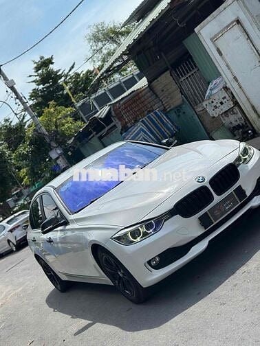 BMW 3 Series 2013 320i - 86000 km