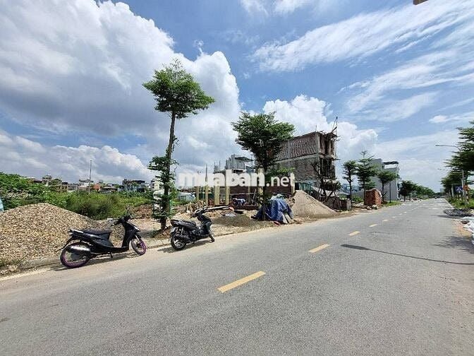 án gấp đất đấu giá Huỳnh Cung rục chính ô tô ,phân lô vỉa hè giá 16 tỷ