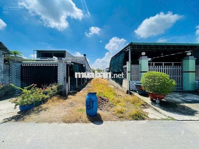 ĐẤT TỈNH LỘ 8 CHÍNH CHỦ: 5x24=119m2, Sổ riêng, đất vuông vức, 1tỷ450