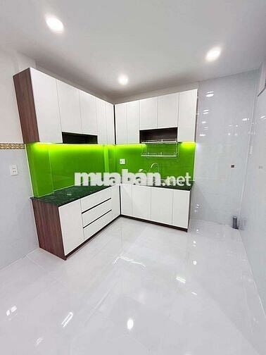 NHỈNH 4 TỶ , TÂN BÌNH ,GẦN 40m2 , 2 TẦNG, GẦN  MT CỘNG HÒA , P13