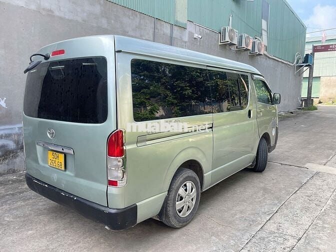 Toyota Hiace 2006-6 chỗ - Đã cải tạo