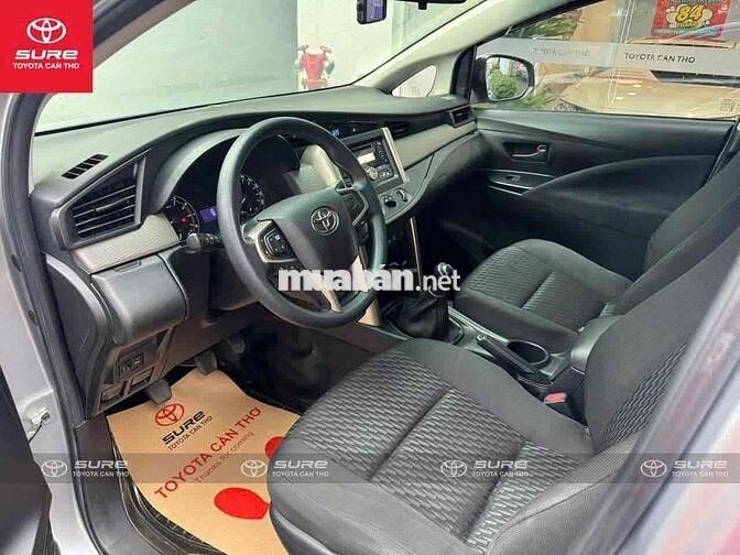 Toyota Innova 2018 2.0E - bảo hành Toyota