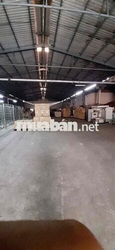 Cho thuê 2 kho xưởng tổng 3000m2 đường Phan Văn Hớn, Quận 12