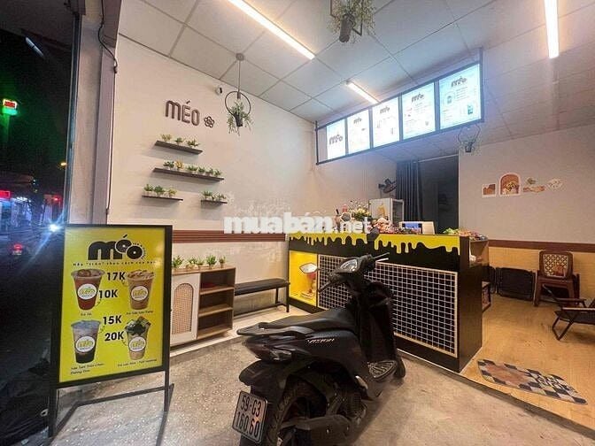 Sang lại quán trà sữa - ăn vặt đối diện trường học - Tân Bình