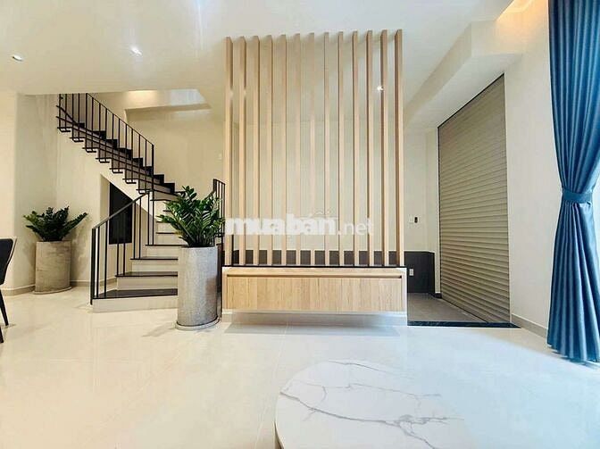 NHÀ ĐẸP MỚI TRỆT 2 LẦU, 3PN, FULL NỘI THẤT, XE HƠI ĐẬU TRƯỚC NHÀ