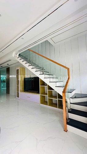 Sở hữu căn nhà view núi cực đẹp ở thị trấn Long Hải chỉ 2,85 tỷ cực xị