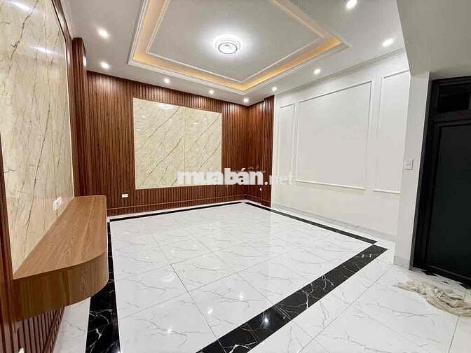 Bán nhà phương liệt thanh xuân diện tích. 65.m2 xây dựng. 5 tầng.
