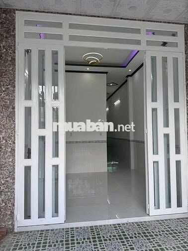 Bán nhanh căn nhà ngộp–sổ riêng, dân cư đông,tại Thị trấn Củ Chi800tr