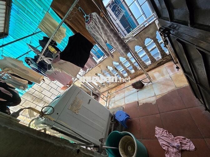 Bán Nhà Phố 8/3 20M x 4T Giá 5,5 Tỷ. Lô góc, 2 thoáng, 1 nhà ra ô tô
