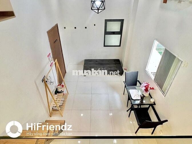 Phòng rộng 40m2 - Gần KCX, cầu Tân Thuận, UFM, KDC Phú Mỹ Hưng, Q1,Q4