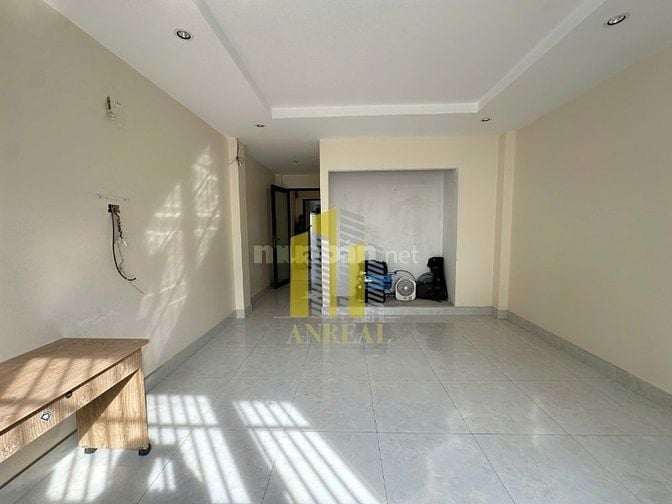 Nhà Phố Đường Trần Não Hầm 3 Lầu 6 phòng Giá 30 triệu
