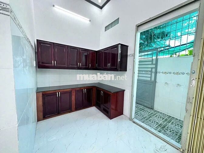 Bán nhanh căn nhà ngộp–sổ riêng, dân cư đông,tại Thị trấn Củ Chi800tr