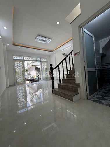 BÁN NHÀ MẶT TIỀN KINH DOANH, HẺM Ô TÔ  8M , LIỀN KỀ QUẬN 7