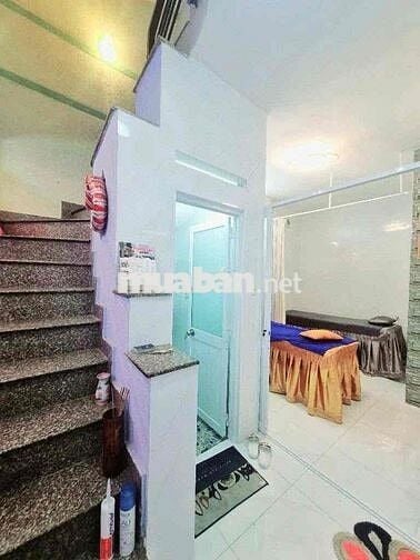 4 TẦNG BTCT | 36m2 | 4PN - SÁT MẶT TIỀN - HẺM THÔNG | TRUNG TÂM PHÚ NH