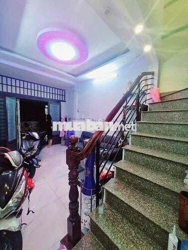 4 TẦNG BTCT | 36m2 | 4PN - SÁT MẶT TIỀN - HẺM THÔNG | TRUNG TÂM PHÚ NH