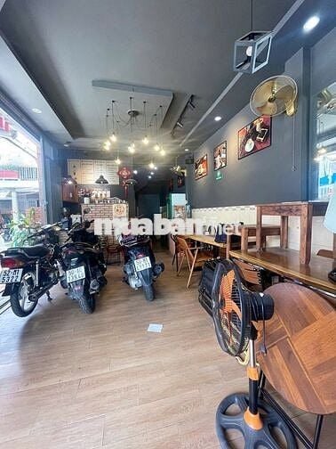 Cho Thuê Mặt Bằng Đường Đội Cung, Quận 11 ( Ngang 4m - KD Tự Do )