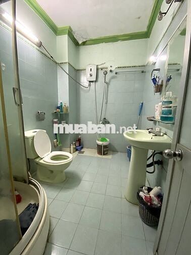 🏡 Nhà 1 trệt 2 lầu – 4PN, 3WC – Hẻm Trần Xuân Soạn Q7, 12tr/tháng