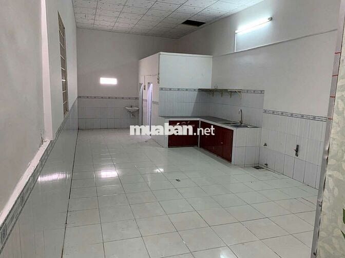 Nhà 3 phòng đ. Trần nam phú (đậu oto) 5tr