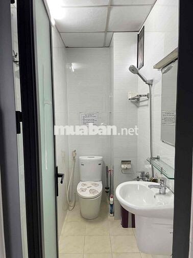 Phòng quận 3 sạch sẽ thoáng mát