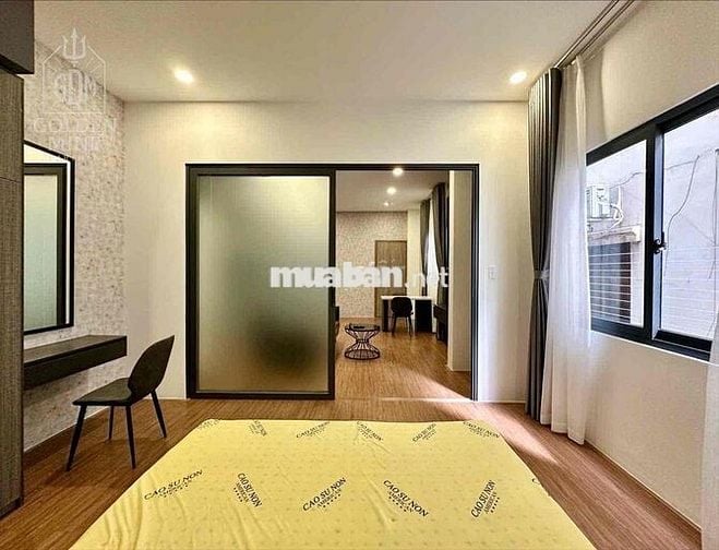 Cho thuê căn hộ 1PN rộng 55m2 - thang máy - CV Tao Đàn - Dinh Độc Lập