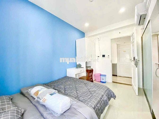 CHO THUÊ PHÒNG FULL NỘI THẤT CÓ CỬA SỔ TRỜI NGAY LÂM VĂN BỀN, GẦN UFM