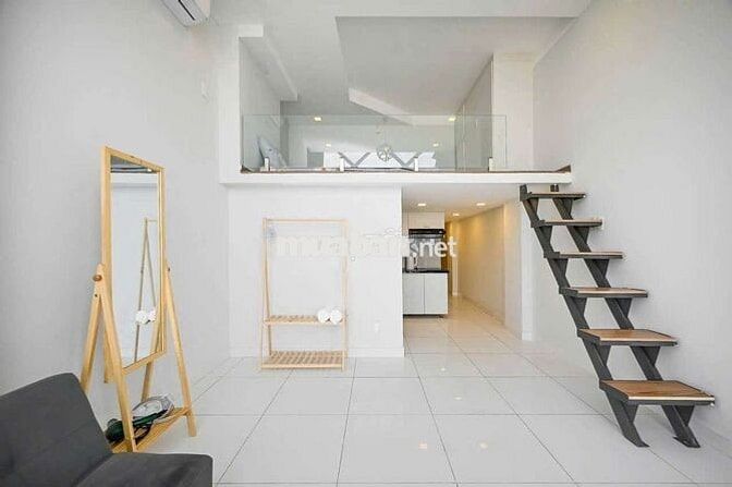 Duplex view ngắm pháo hoa - rộng 40m2 - Full nội thất - Mặt tiền đường