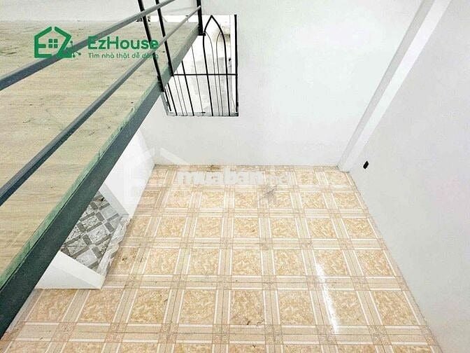 DUPLEX GÁC CAO ĐI BỘ QUA ĐẠI HỌC CÔNG THƯƠNG SẴN MÁY LẠNH