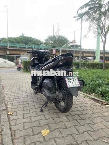 Cầm đồ thanh lý Honda Air Blade 2023 4Val BS:68K1