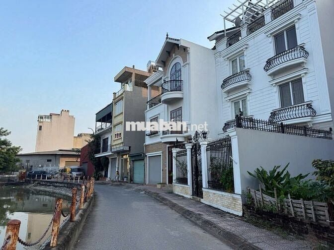 CẦN BÁN NHÀ CỰ KHỐI LONG BIÊN HÀ NỘI.
