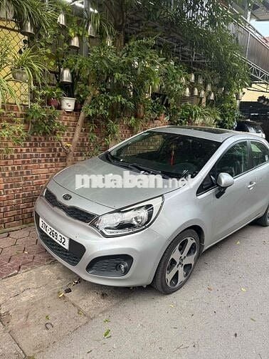 Kia Rio 2011 1.6 AT - 102000 km
