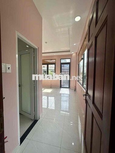 cần cho thuê nhà góc 2mt hẻm xe hởi đường ngô tất tố