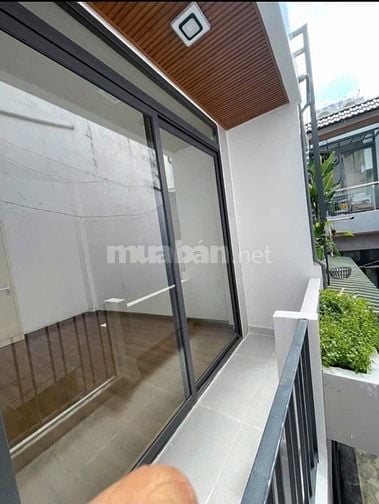 Nhà Phú Định Q8 ngộp bank cần thanh lý