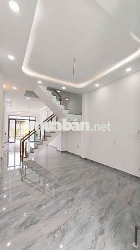 Cần Bán Nhà Rạch Kiến Long Hoà Long An 2 tỷ 3 còn thương lượng