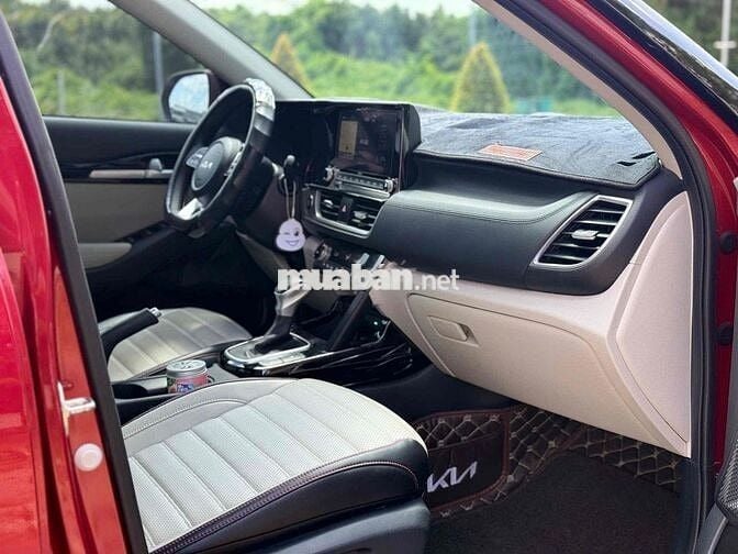 Kia Seltos 2023 Premium 1.4AT - 22000 km - Hãng
