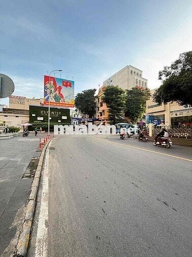 🔴Nhà 2 tầng ngay phổ quang nhỉnh 7 đồng 2 tầng