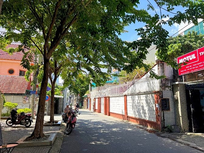 BÁN NHÀ MẶT TIỀN : 34 HỒ BIỂU CHÁNH - P. 11 - Q. PHÚ NHUẬN - TPHCM