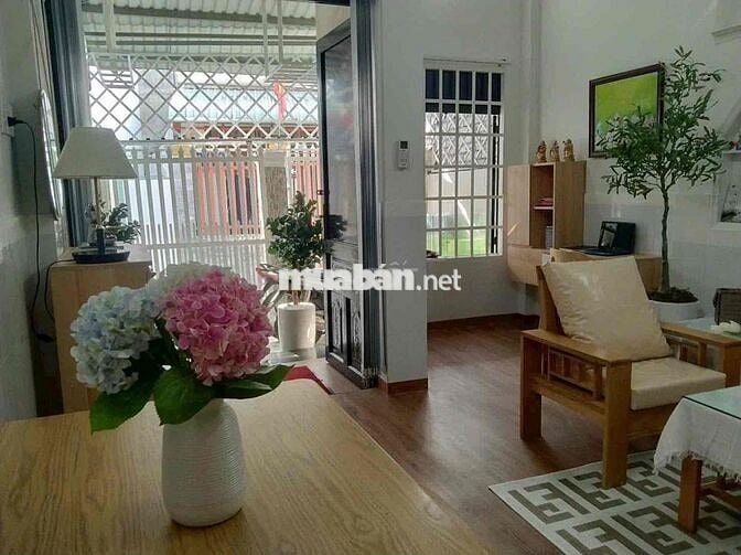 CHO THUÊ NHÀ HẺM LÊ HỒNG PHONG PHÚ HOÀ