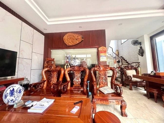 BÁN NHÀ PASTUER QUẬN 3 114m2 GIÁ 6 Tỷ 400 SẴN HĐ THUÊ 40TR/tháng